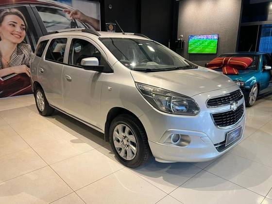 CHEVROLET SPIN 1.8 ADVANTAGE 8V FLEX 4P AUTOMÁTICO CHEVROLET SPIN 1.8 ADVANTAGE 8V FLEX 4P AUTOMÁTICO